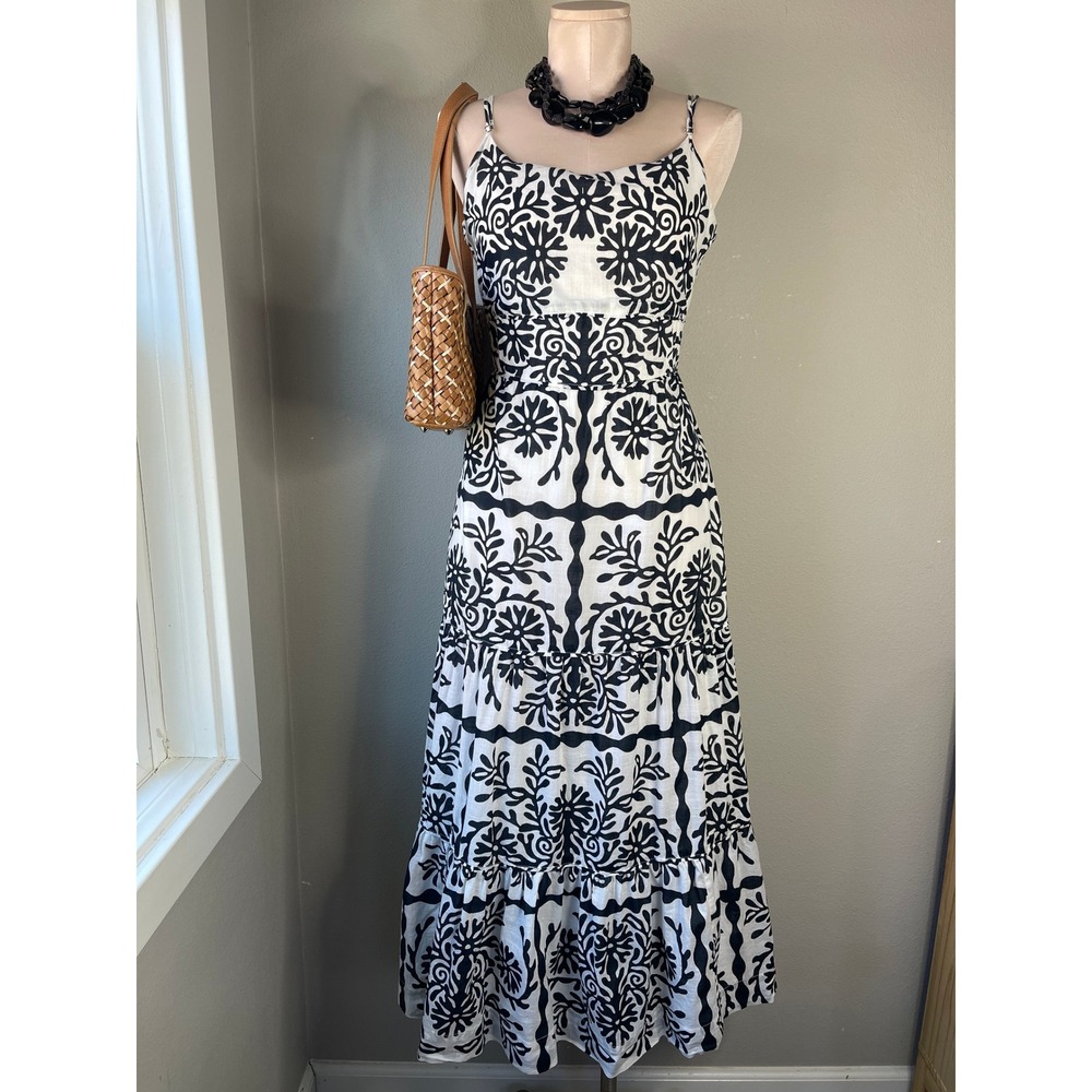C&C California Maxi Dress Black White Cotton Tiered Medallion Print Pockets M